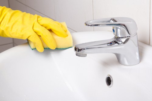 Leather sofa cleaning and conditioning in Cheam